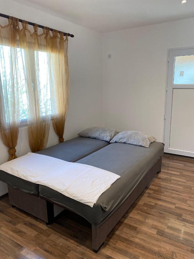 Apartmani Lala 2 Canj Exterior photo